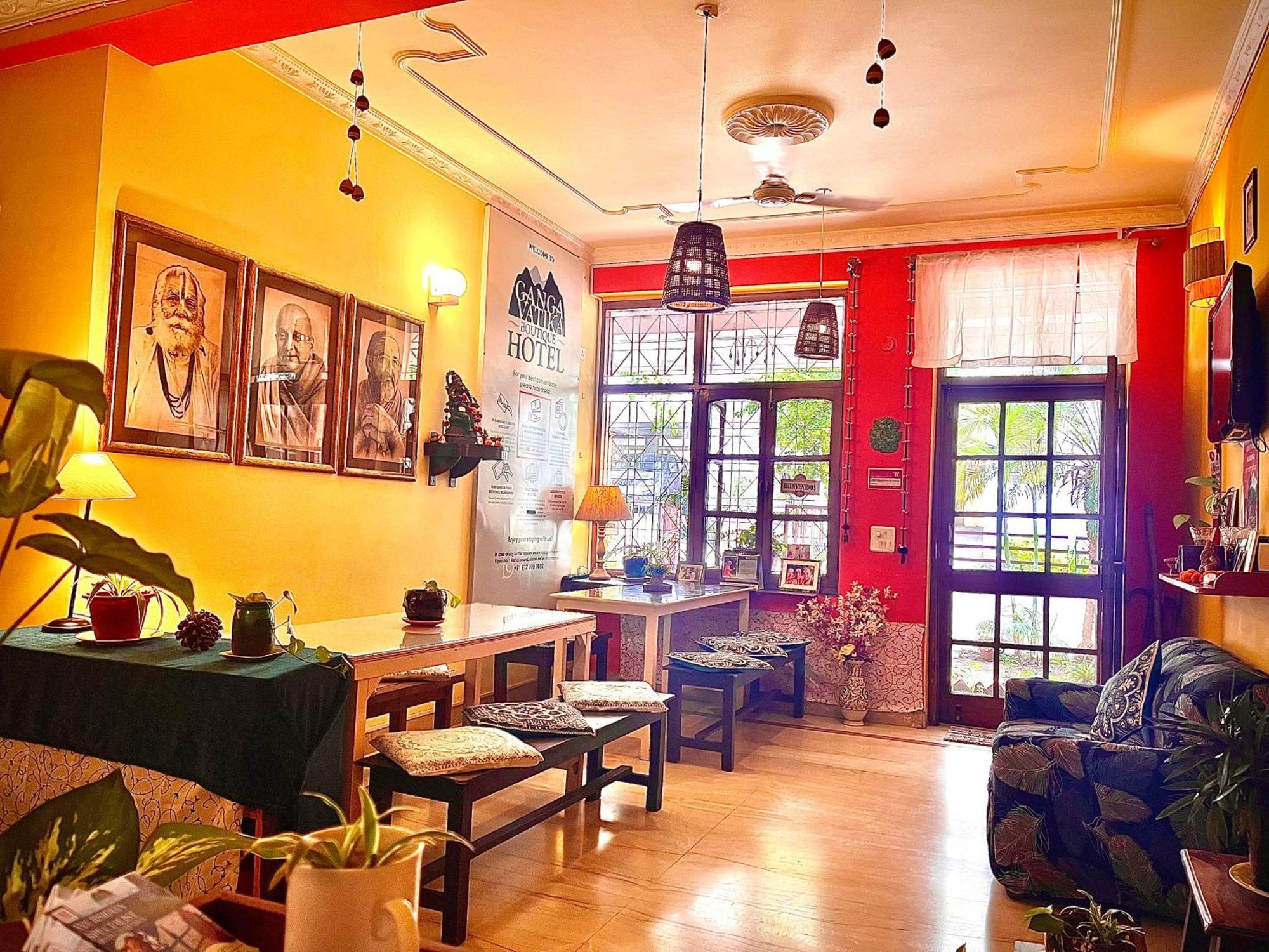 Ganga Vatika Boutique Hotel, Rishikesh Bagian luar foto