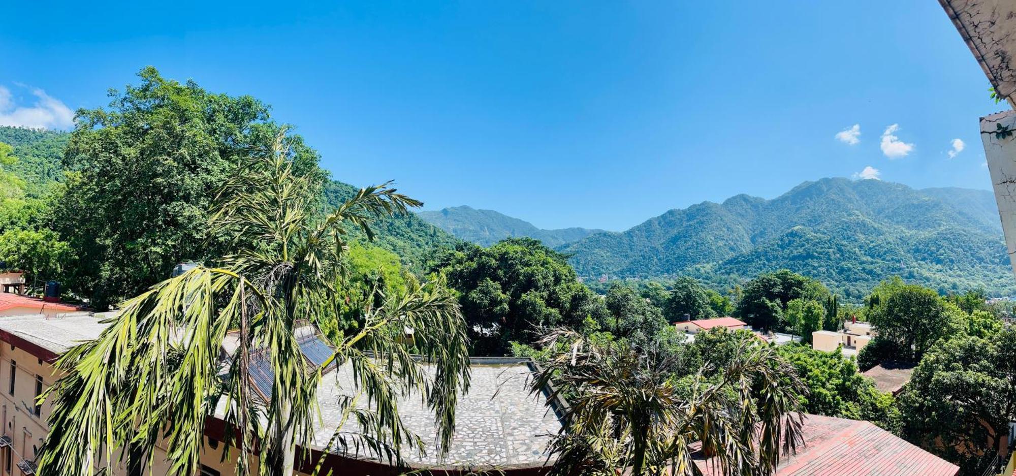 Ganga Vatika Boutique Hotel, Rishikesh Bagian luar foto