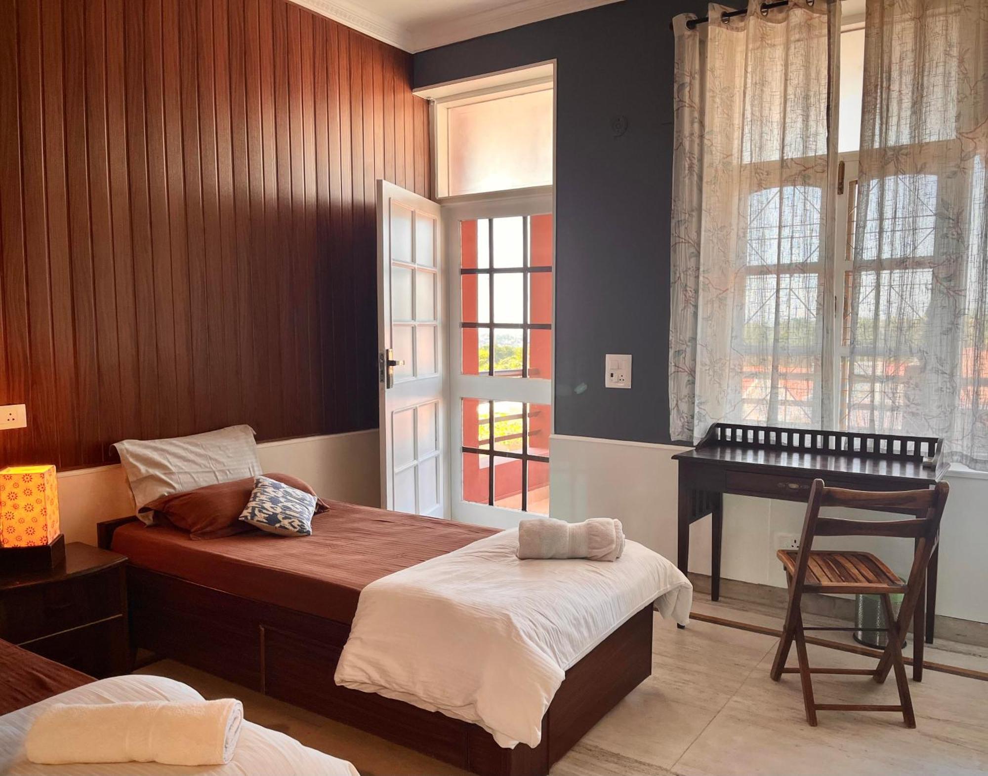 Ganga Vatika Boutique Hotel, Rishikesh Bagian luar foto