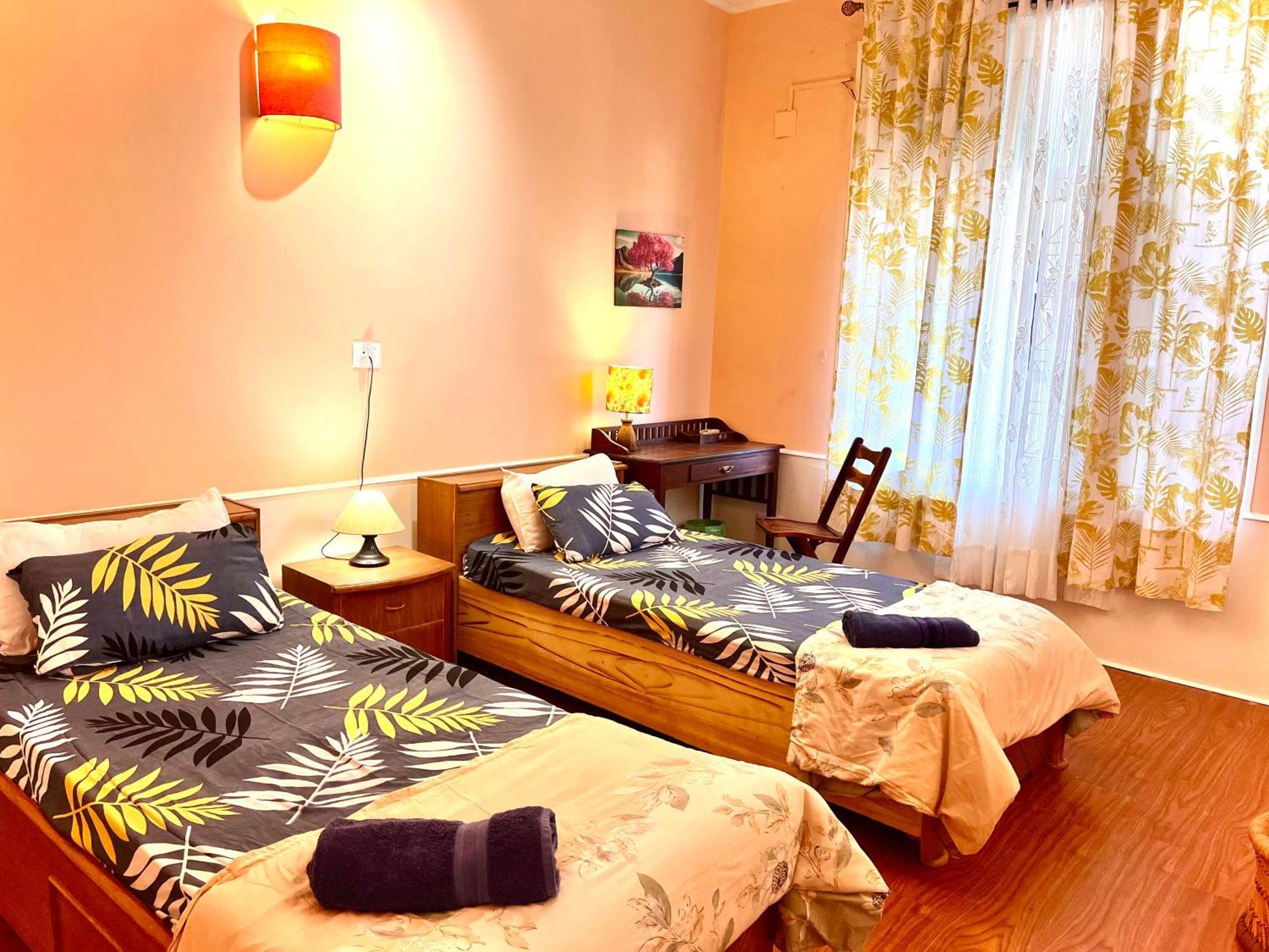 Ganga Vatika Boutique Hotel, Rishikesh Bagian luar foto