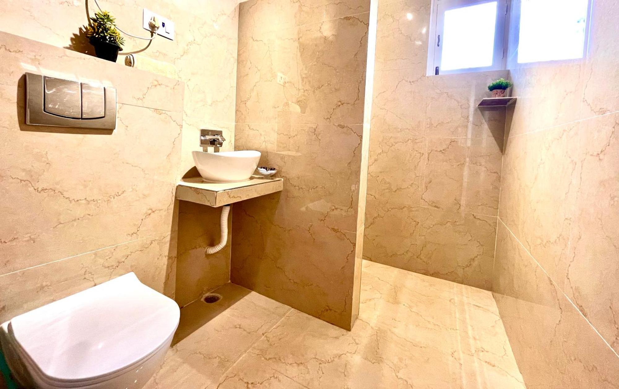 Ganga Vatika Boutique Hotel, Rishikesh Bagian luar foto